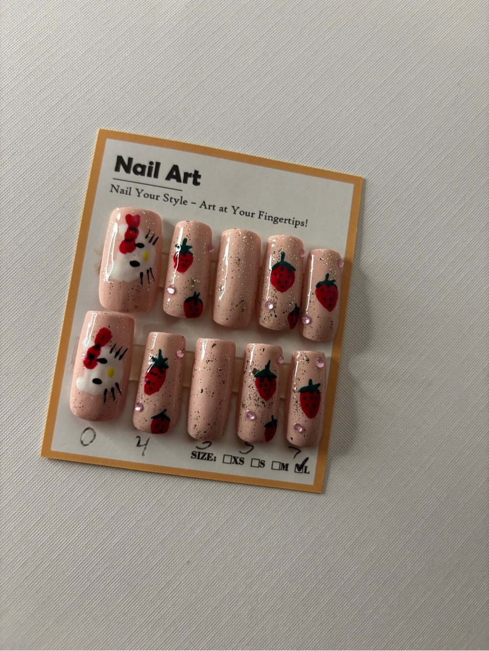 Hello kitty press on nail set